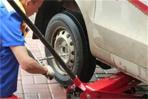 柳河附近拖车24小时服务热线电话