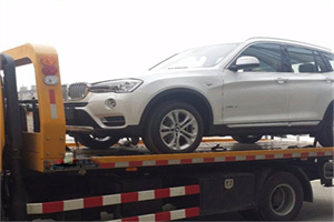 柳河拖车24小时服务电话